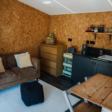 펜션 The Chard 칼라일